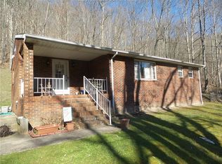 91 Angel Dr, Charleston, WV 25314