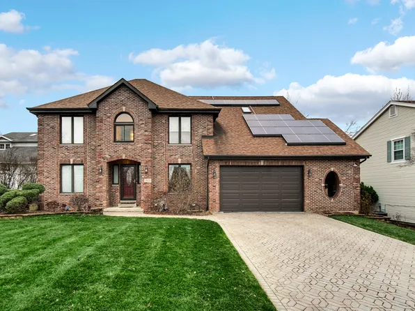 346 Holbrook Cir, Chicago Heights, IL 60411