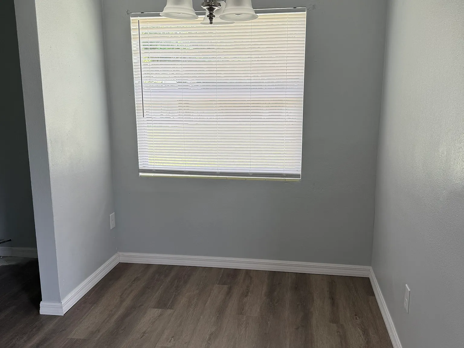 3 bed, 888 sqft, $1,850 — Photo 4