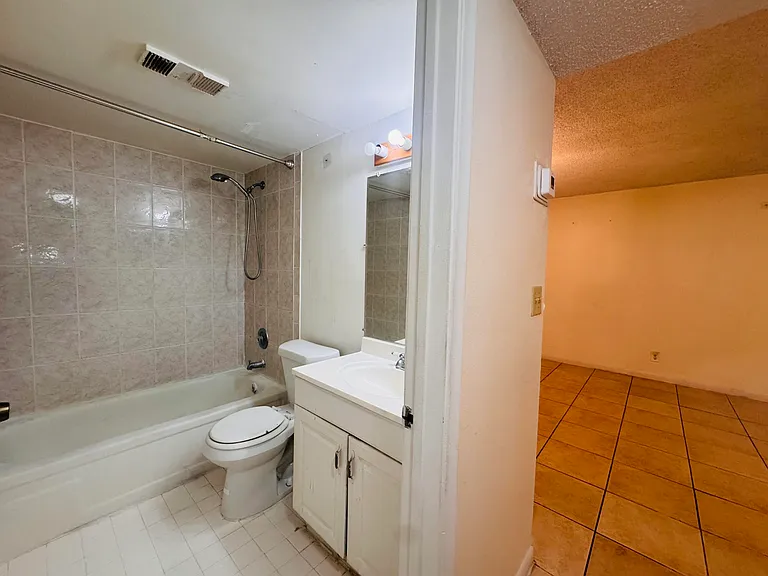 1900 N Congress Ave #107 — Photo 43