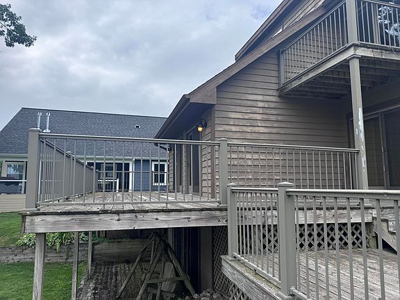 3rd image of 1655 Mulder Dr