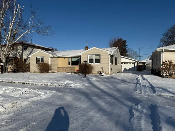 4308 79th St, Kenosha, WI 53142