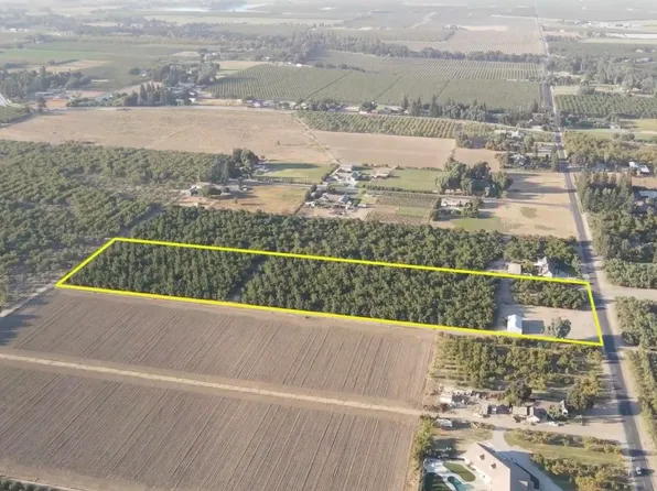 501 Wellsford Rd, Modesto, CA 95357