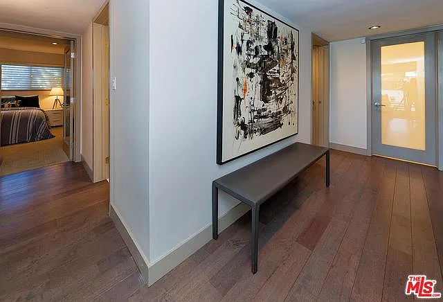 3 bed, 2.5 bath, 1670 sqft, $5,950 — Photo 3