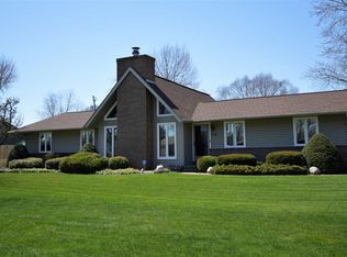 51261 Whitewater Ln, South Bend, IN