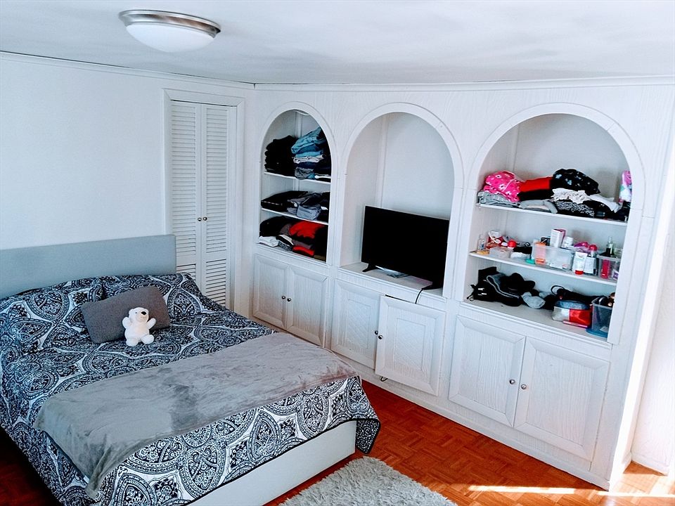 1st image of 78 5th St #2