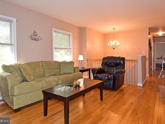5th image of 2206 Aquia Dr