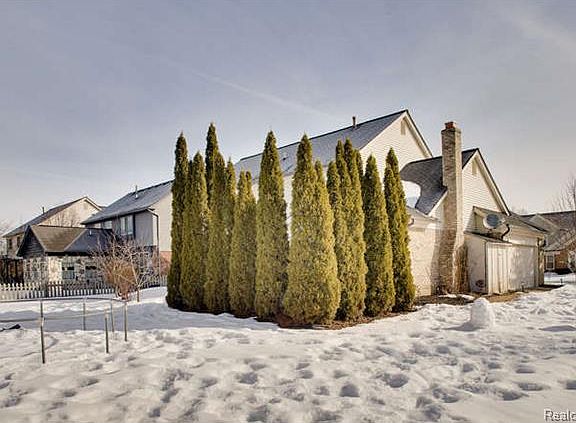 Huge Trees for Privacy