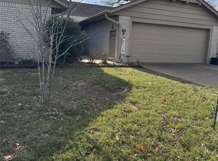 1545 Pecan Pl, Bartlesville, OK 74003