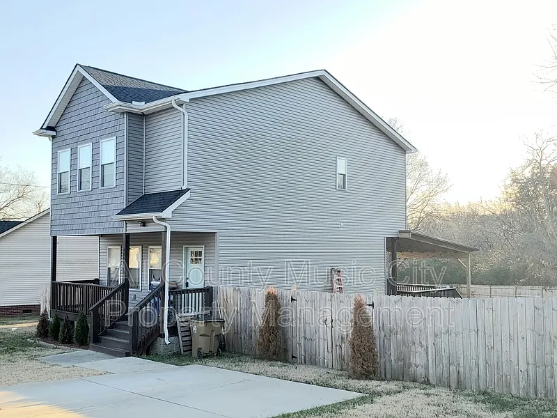 Building Photo - 4064 Cedar Cir