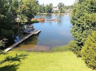 200 Putter Point Ct, Chapin, SC 29036