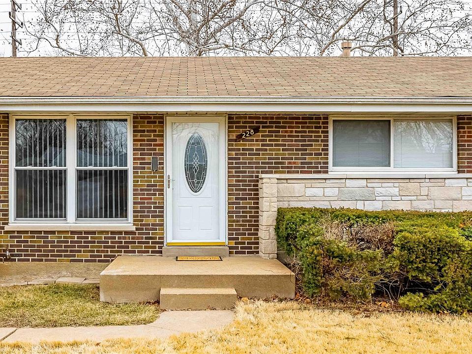 228 Gage Dr, Saint Louis, MO 63135 Zillow