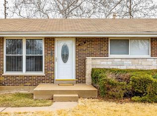 228 Gage Dr, Saint Louis, MO 63135