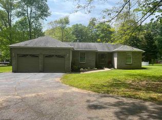 247 Auburn Hill Rd, Bridgeport, WV 26330