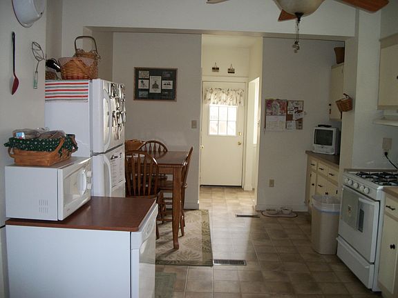 Kitchen to washer dryer hookup
