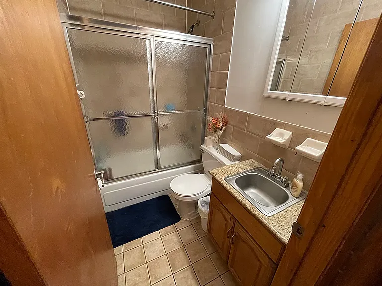 495 9th Ave #3A — Photo 4
