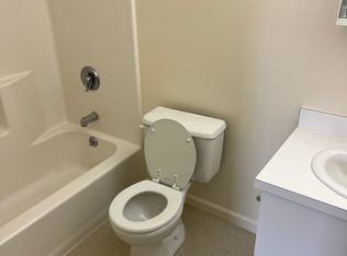 968 Main St APT 8, Walpole, MA 02081