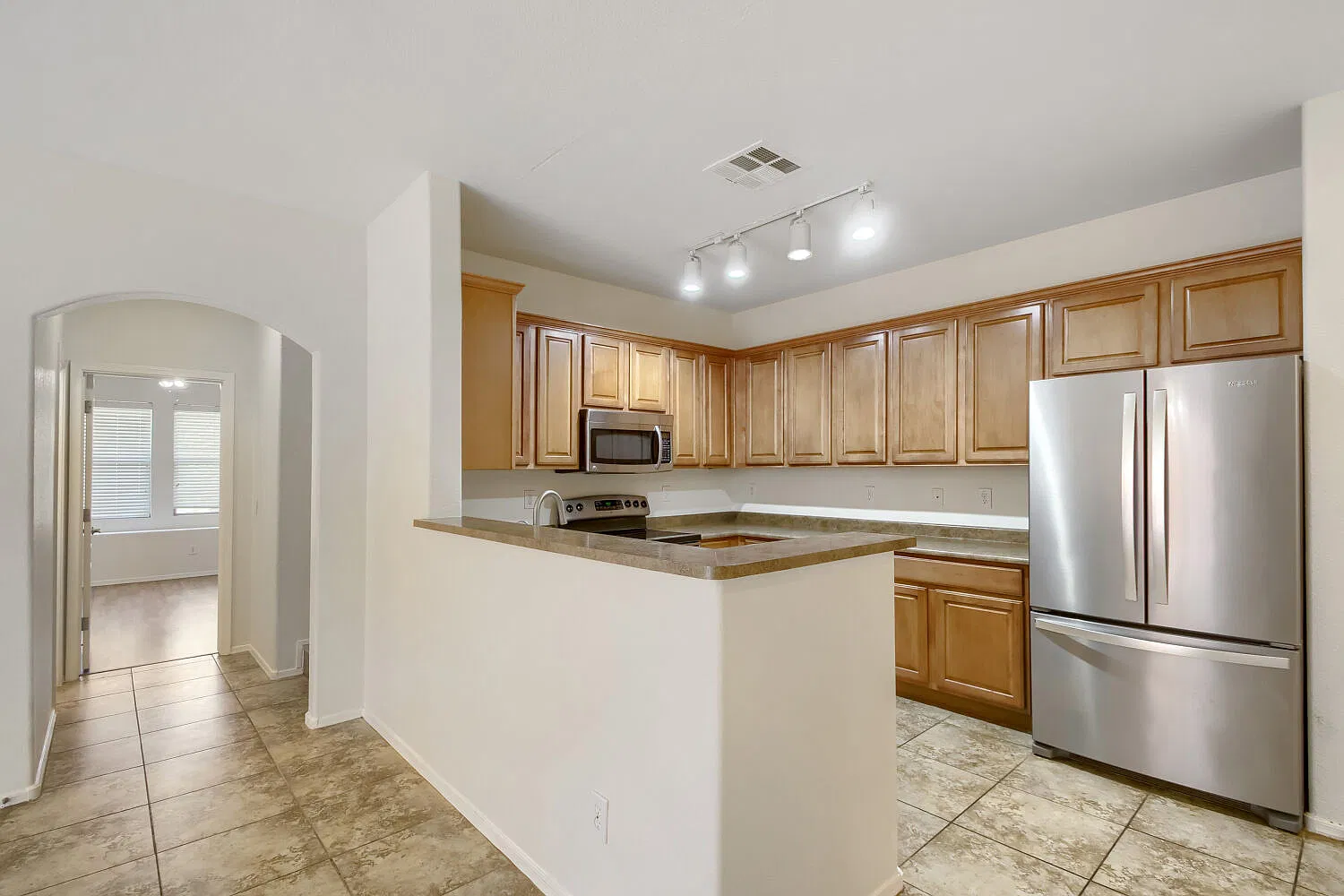 3 bed, 1343 sqft, $2,250 — Photo 4