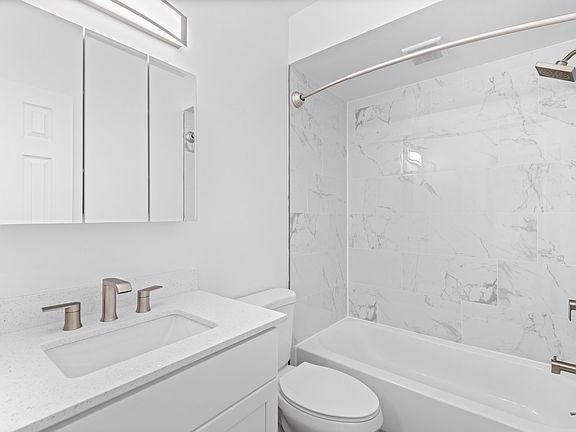 4th image of 1326 N Corona St APT 301