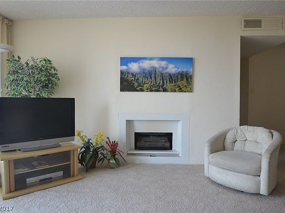 4th image of 750 Royal Crest Cir #341