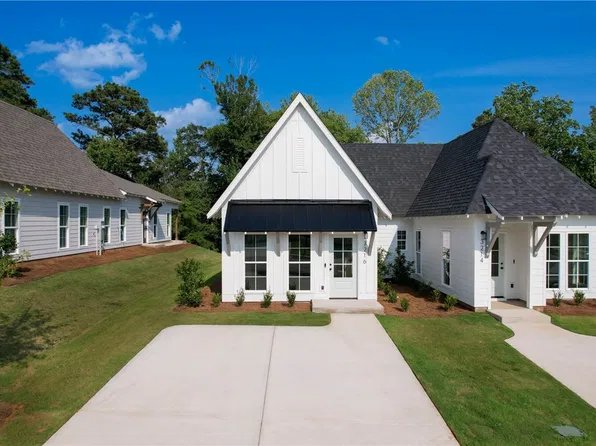 3216 Bradley Ln, Auburn, AL 36830