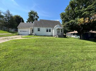 607 W 10th St, Atlantic, IA 50022