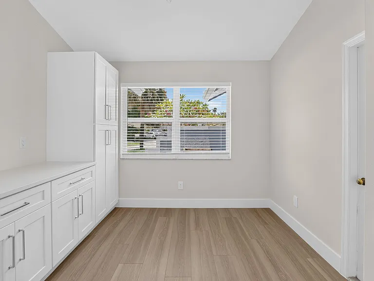 1378 NW 13th Ct — Photo 12