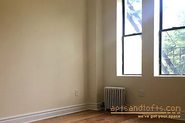 Rented by aptsandlofts.com