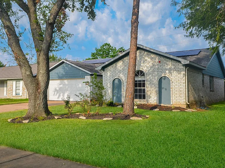 3722 Brier Gardens Dr — Photo 39