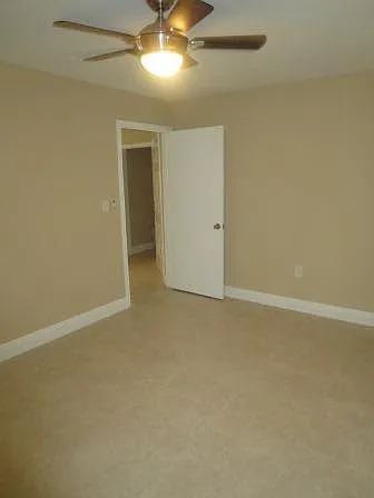 2400 NW 33rd St #1112 — Photo 12
