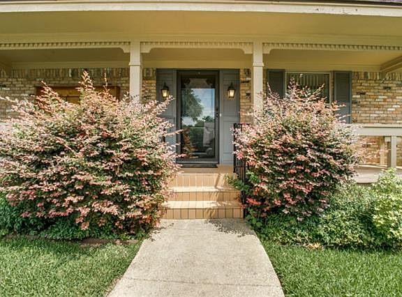 3rd image of 9348 Creel Creek Dr