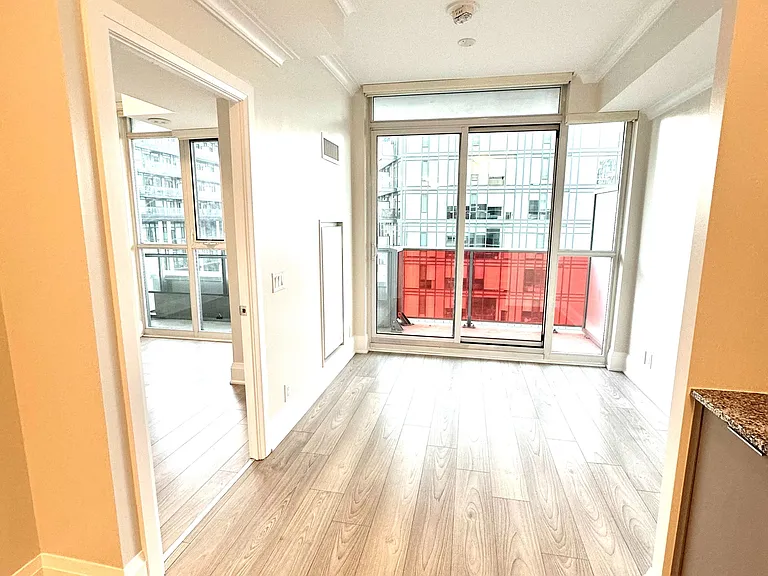 120 Parliament St #1606 — Photo 5