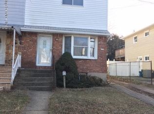 67 Fields Ave, Staten Island, NY 10314