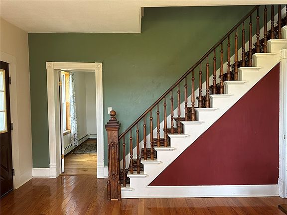 4th image of 1195 Fertigs Rd