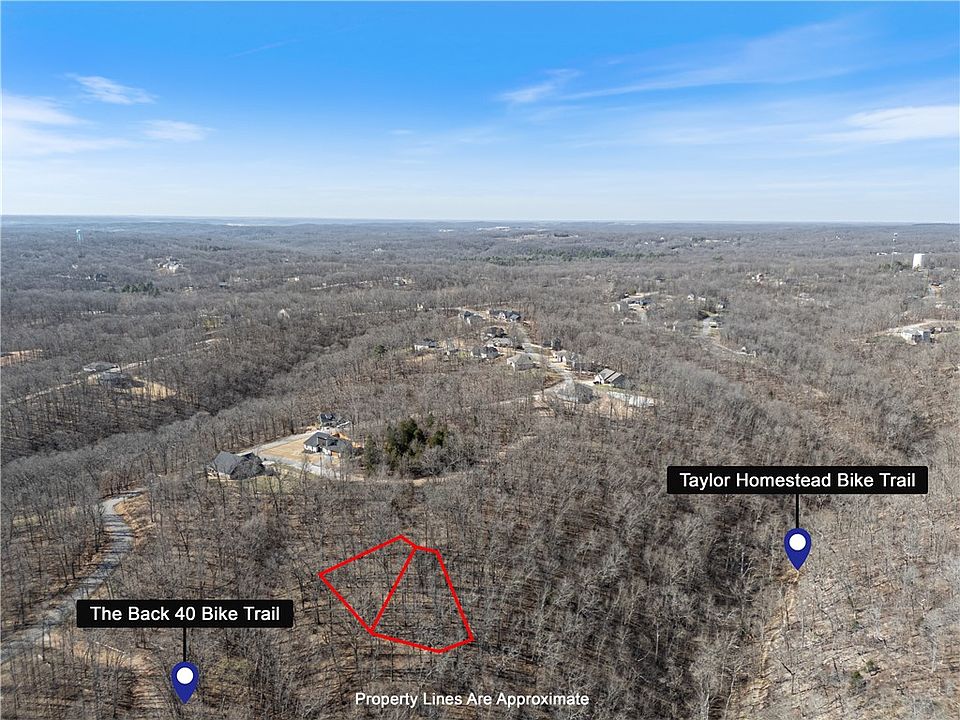 1st image of 5 Grimsby Cir #8