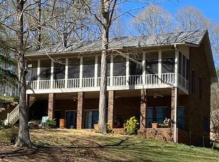 385 Poplar Pl, Wedowee, AL 36278