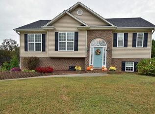 150 Creekside Ln, Lexington, NC 27295