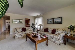 3rd image of 4624 Howard St