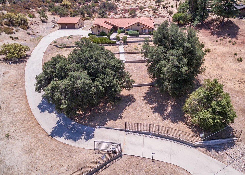 1st image of 32711 Camino Moro