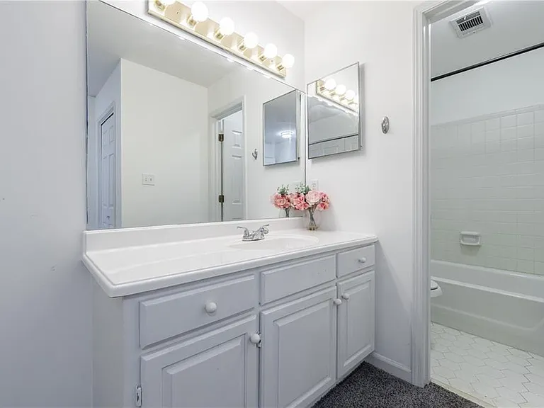 27306 Plantation Dr NE #306 — Photo 14