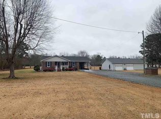 1140 Glover Rd, Dunn, NC 28334