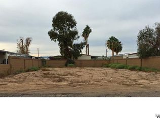 8025 S Smoketree Ln, Mohave Valley, AZ 86440