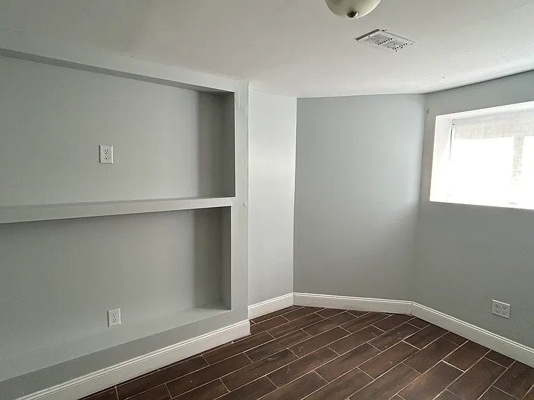 1529 S Homan Ave #1 — Photo 1