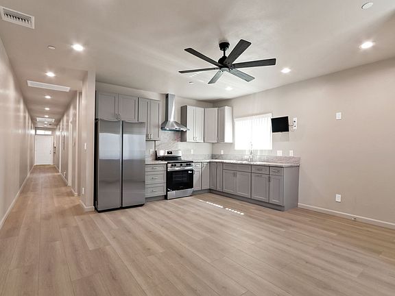 5th image of 10838 Carmenita Rd