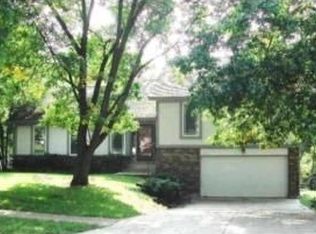 8005 Hauser Dr, Lenexa, KS 66215