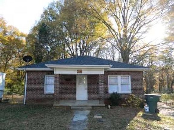 2nd image of 2317 Sunset Ave