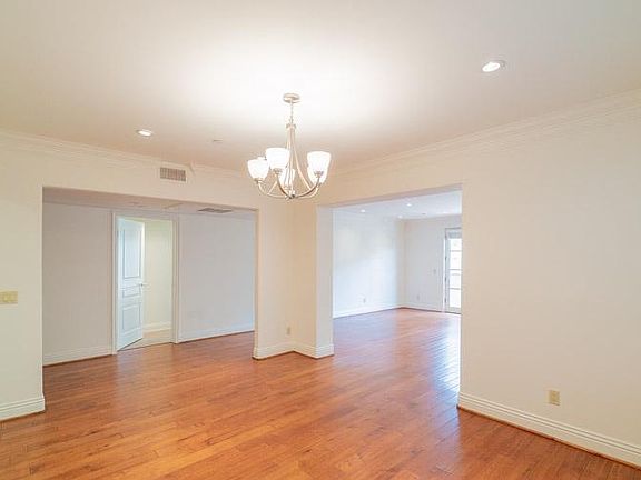 4th image of 11749 Goshen Ave APT 401
