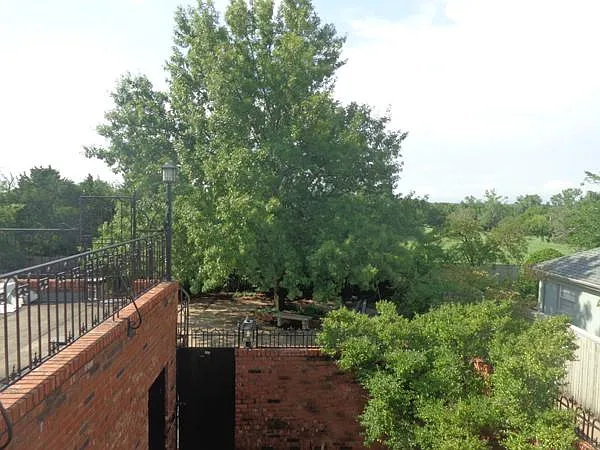 1510 Duffner Dr — Photo 14