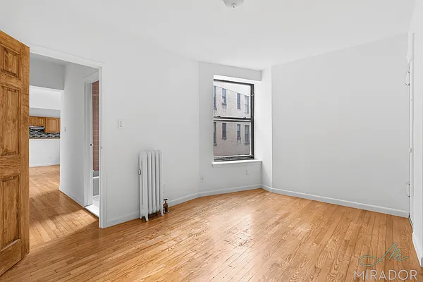 Rented by Mirador Real Estate | media 4