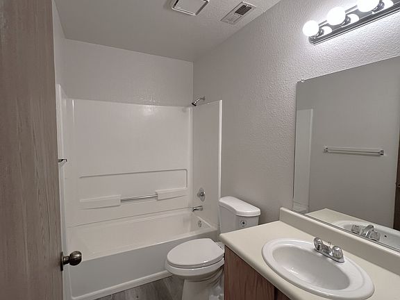 2nd image of 13340 Luther Road ##5